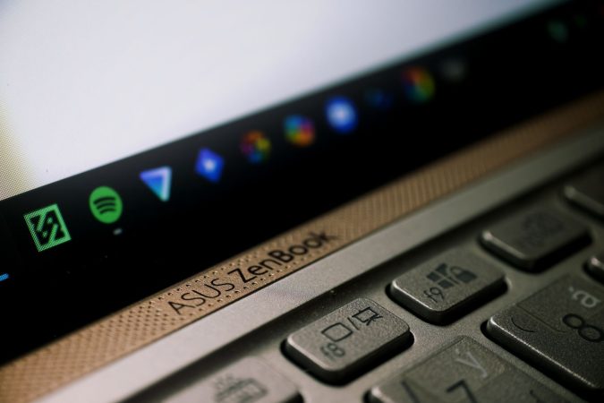 ASUS ExpertBook Ultra
