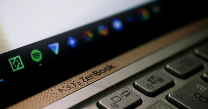 ASUS ExpertBook Ultra