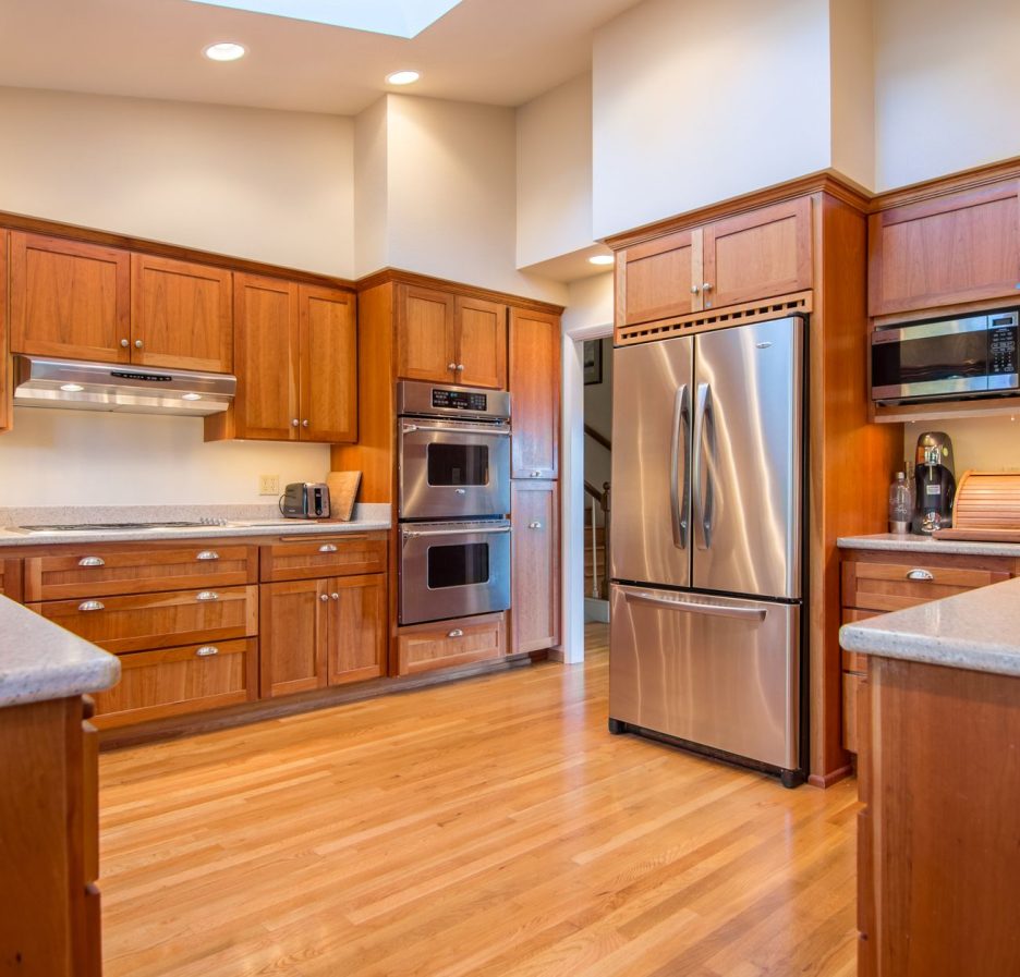In-Vista refrigerator features