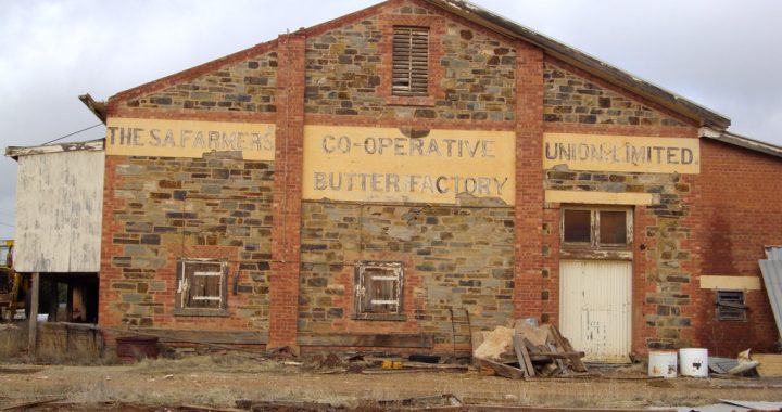 SA land prices